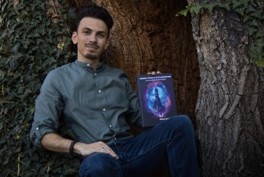 Cum demontează cartea lui Bradu Mihai Dan clișeele despre liceeni?