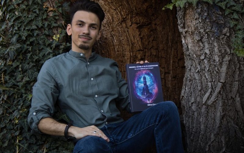 Cum demontează cartea lui Bradu Mihai Dan clișeele despre liceeni?